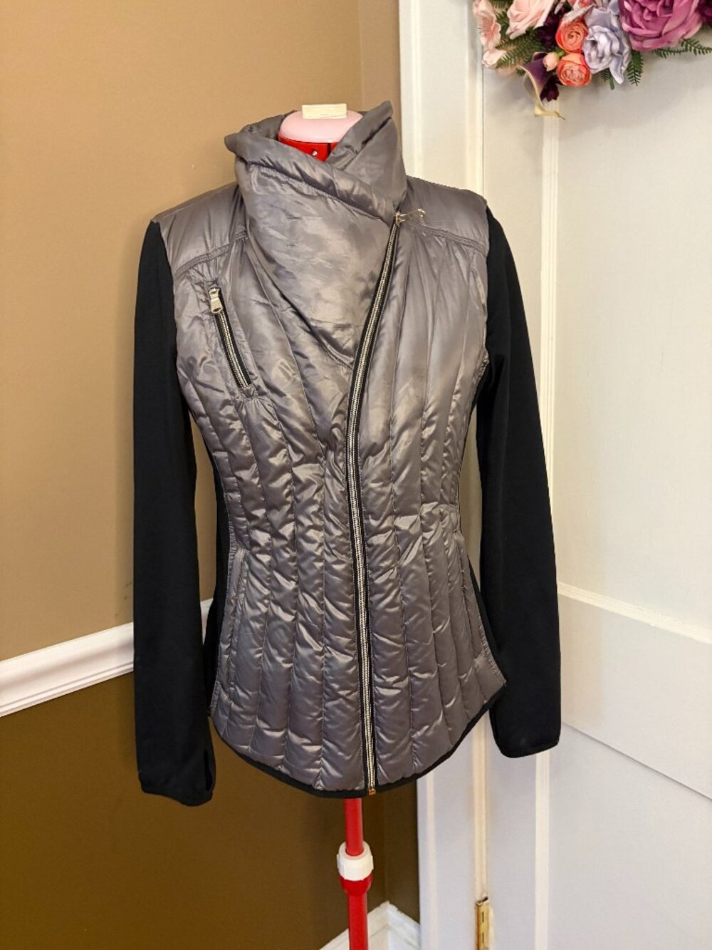 Calvin Klein Y2K lightweight Jacket -- Size MEDIUM